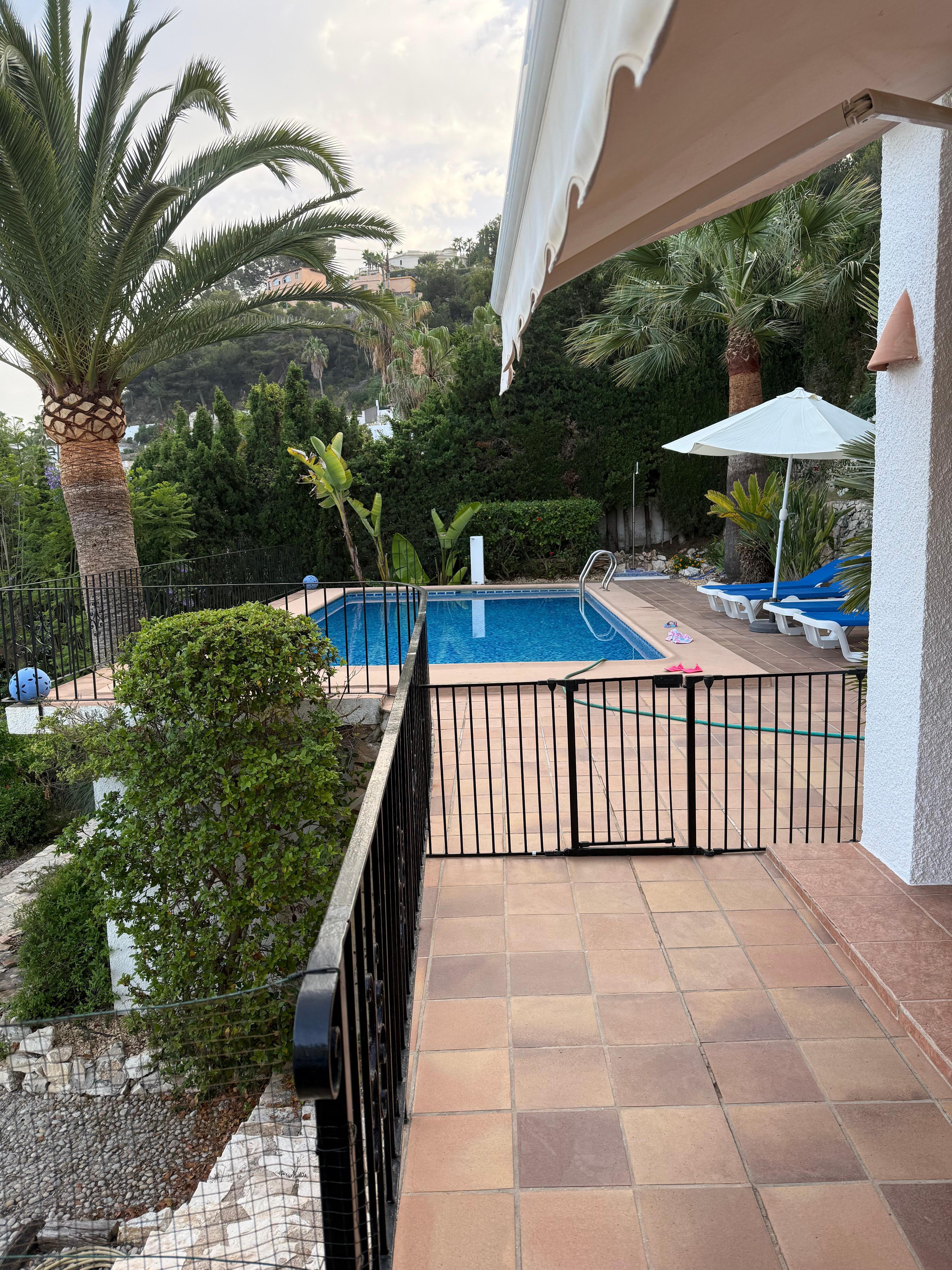 Pool area