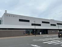 宿から徒歩7.8分で行けるフェリーターミナルです。