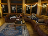 The living room was so spacious! We were able to place two queen sized air mattresses in there, in addition to a couch able to sleep 2 or 3!