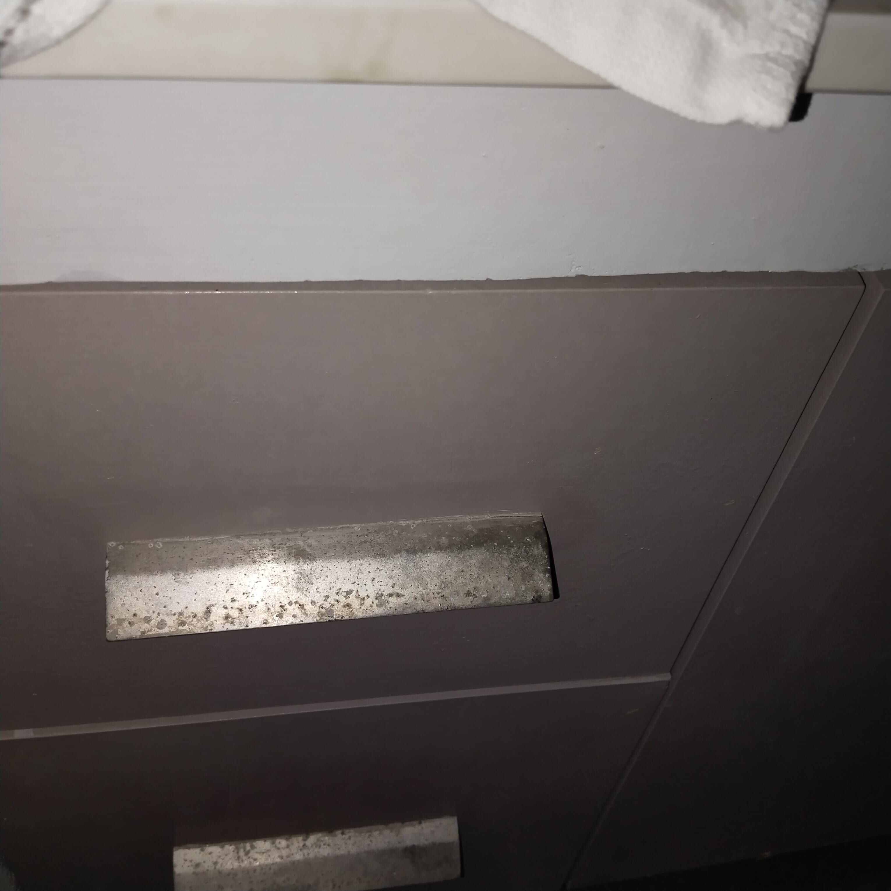 Mold sink