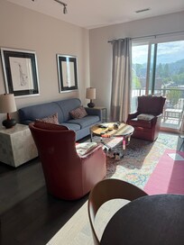 Roomy sitting area