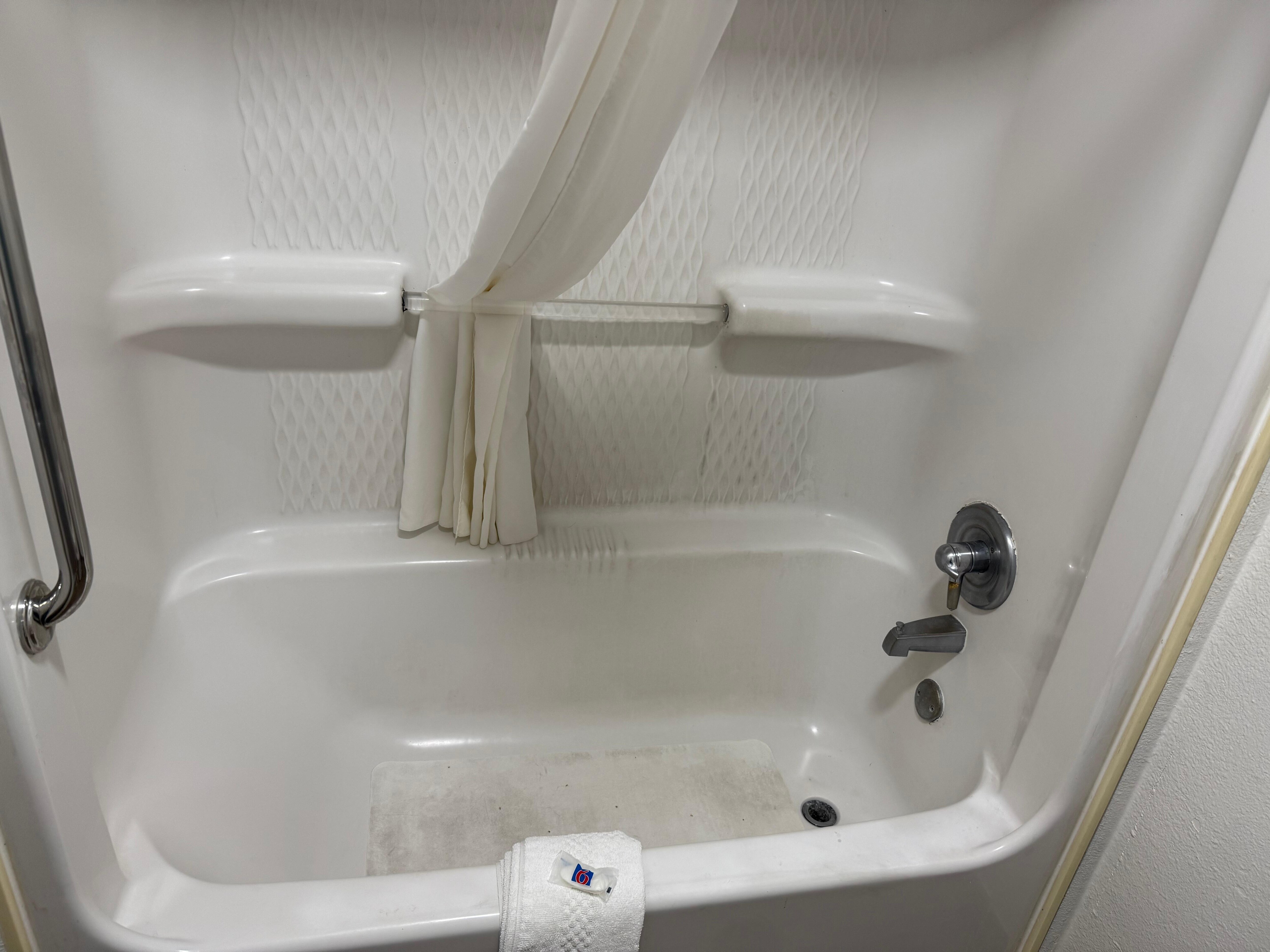 Dirty tub