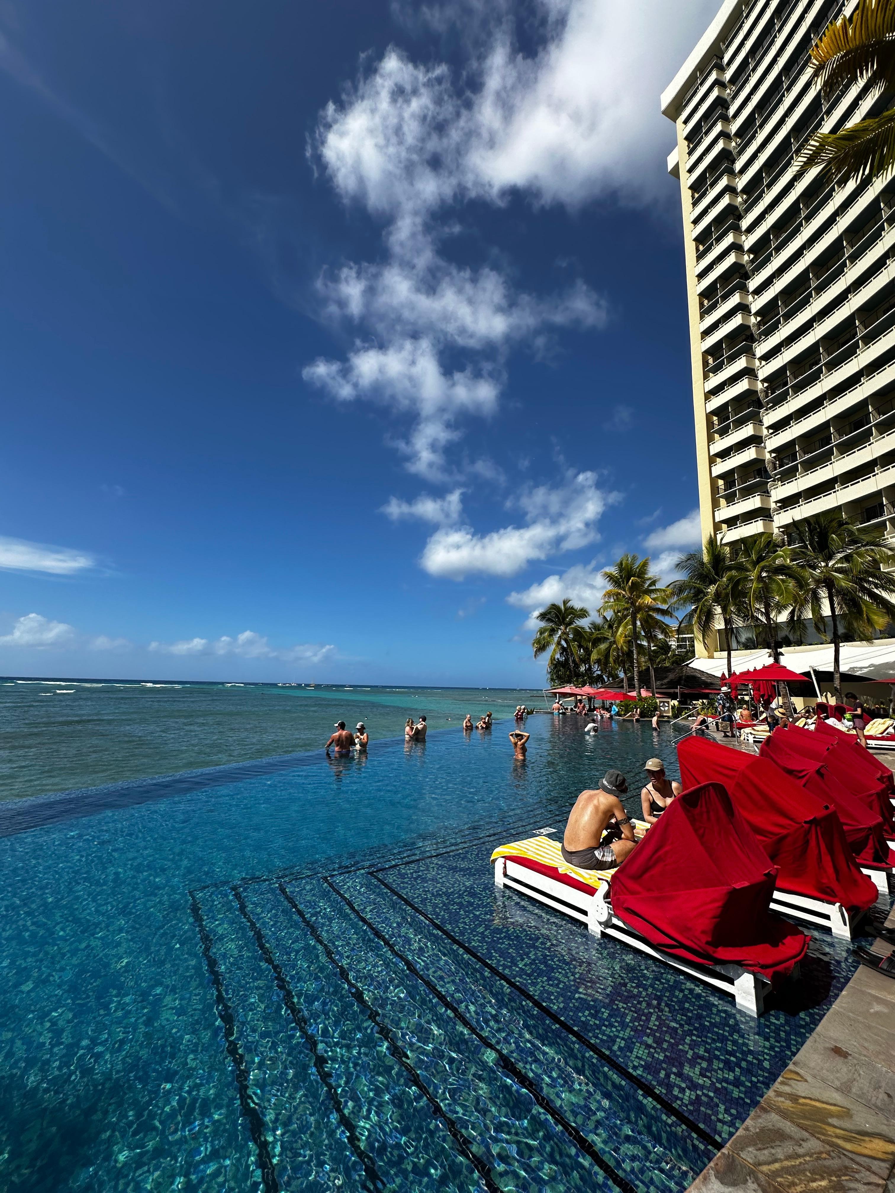 Infinity pool -Adults Only