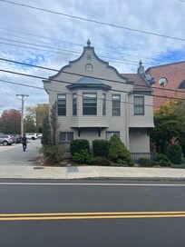 Cute rental, close to everything!