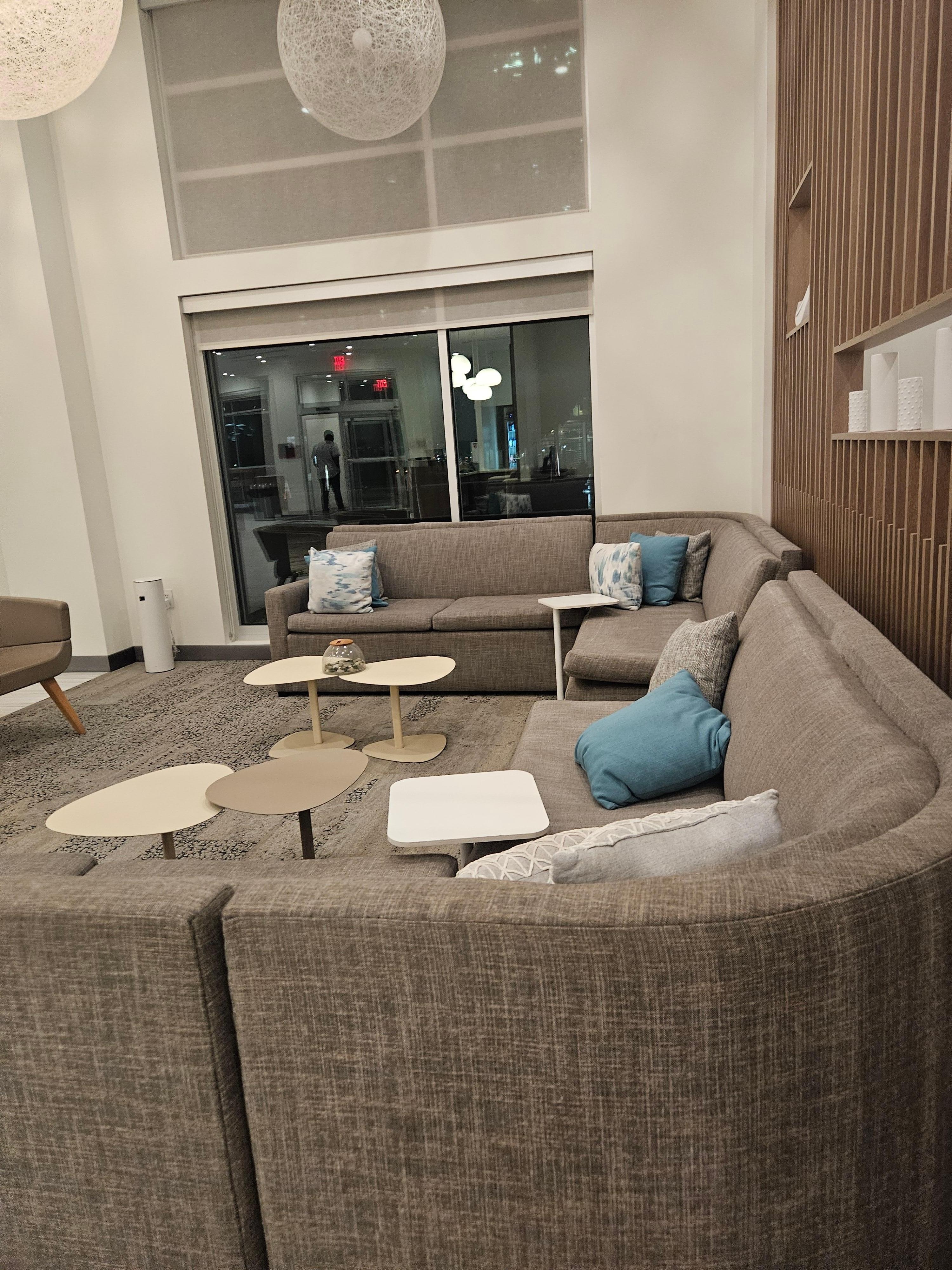 Additional section of the lobby area