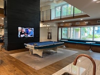 The pool table in the community hall was a great surprise :)