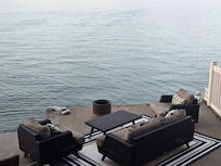 Amazing waterfront retreat!