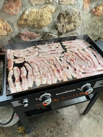 Cooking on flat top grill