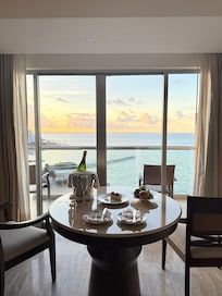And another complimentary champagne, dessert and fruits for celebrating our 11th year anniversary