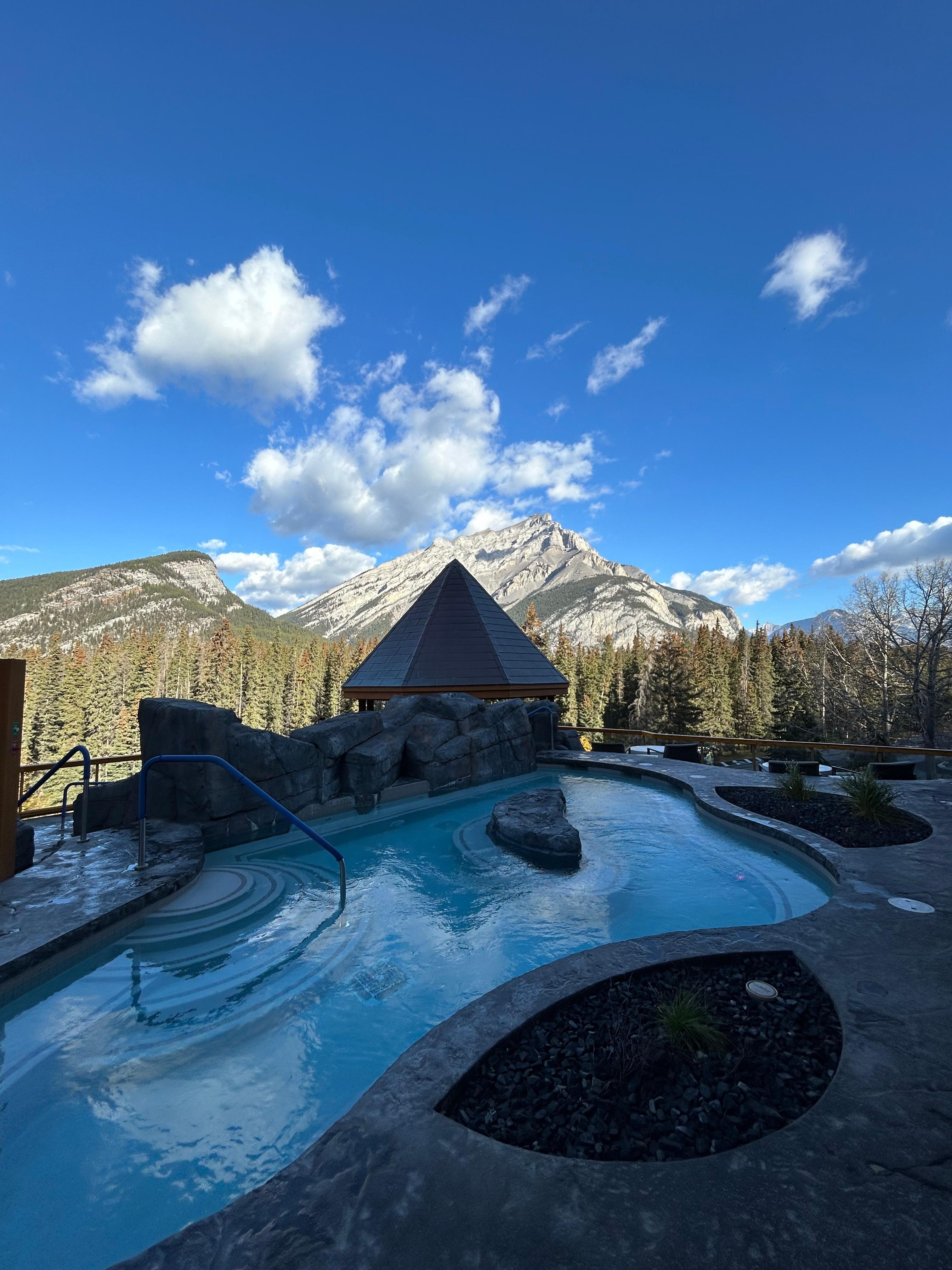 The Mountain views from the hot pools were amazing!!