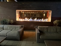 屋外にある暖炉。