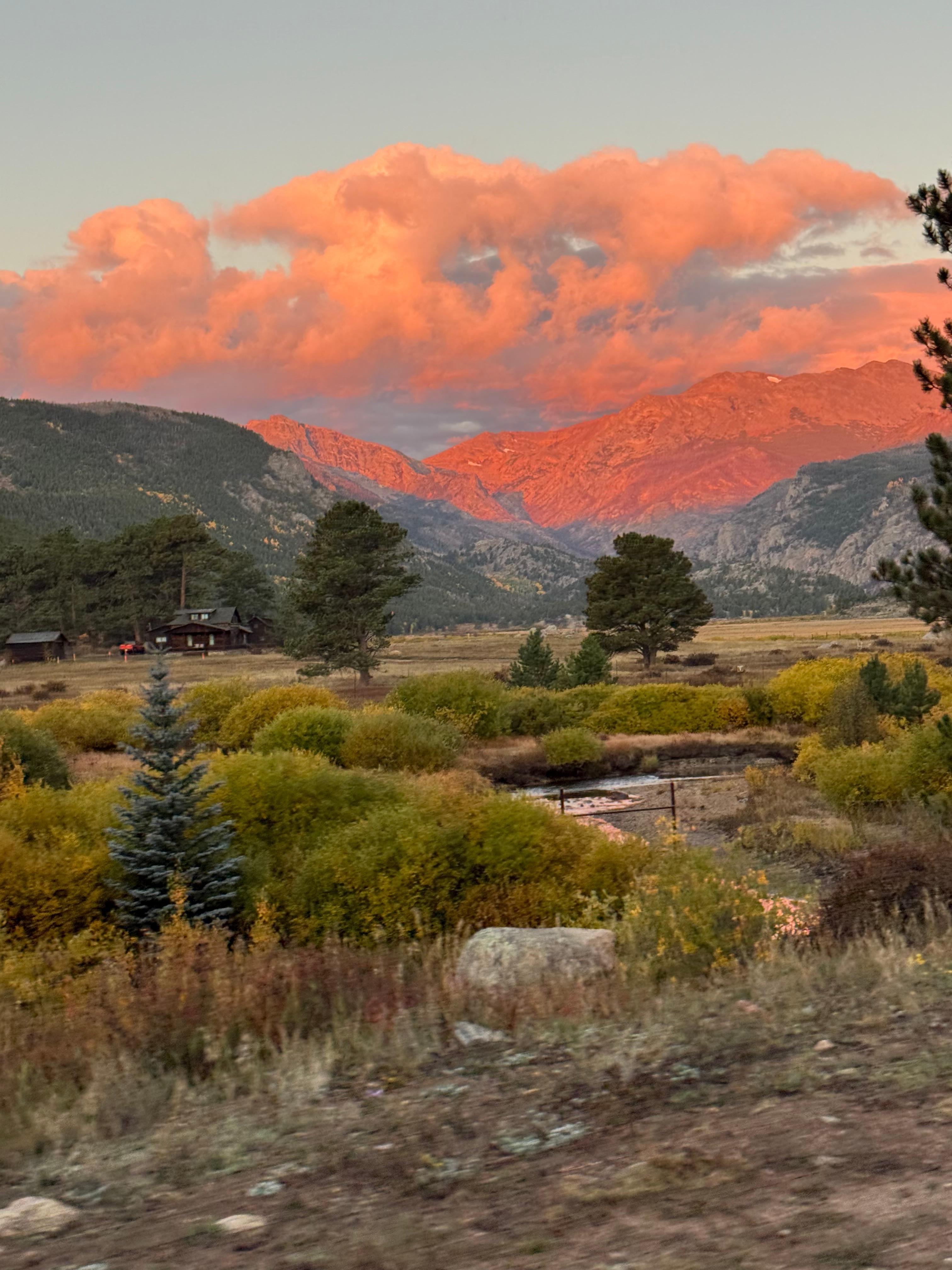 Morning sunrise inside RMNP