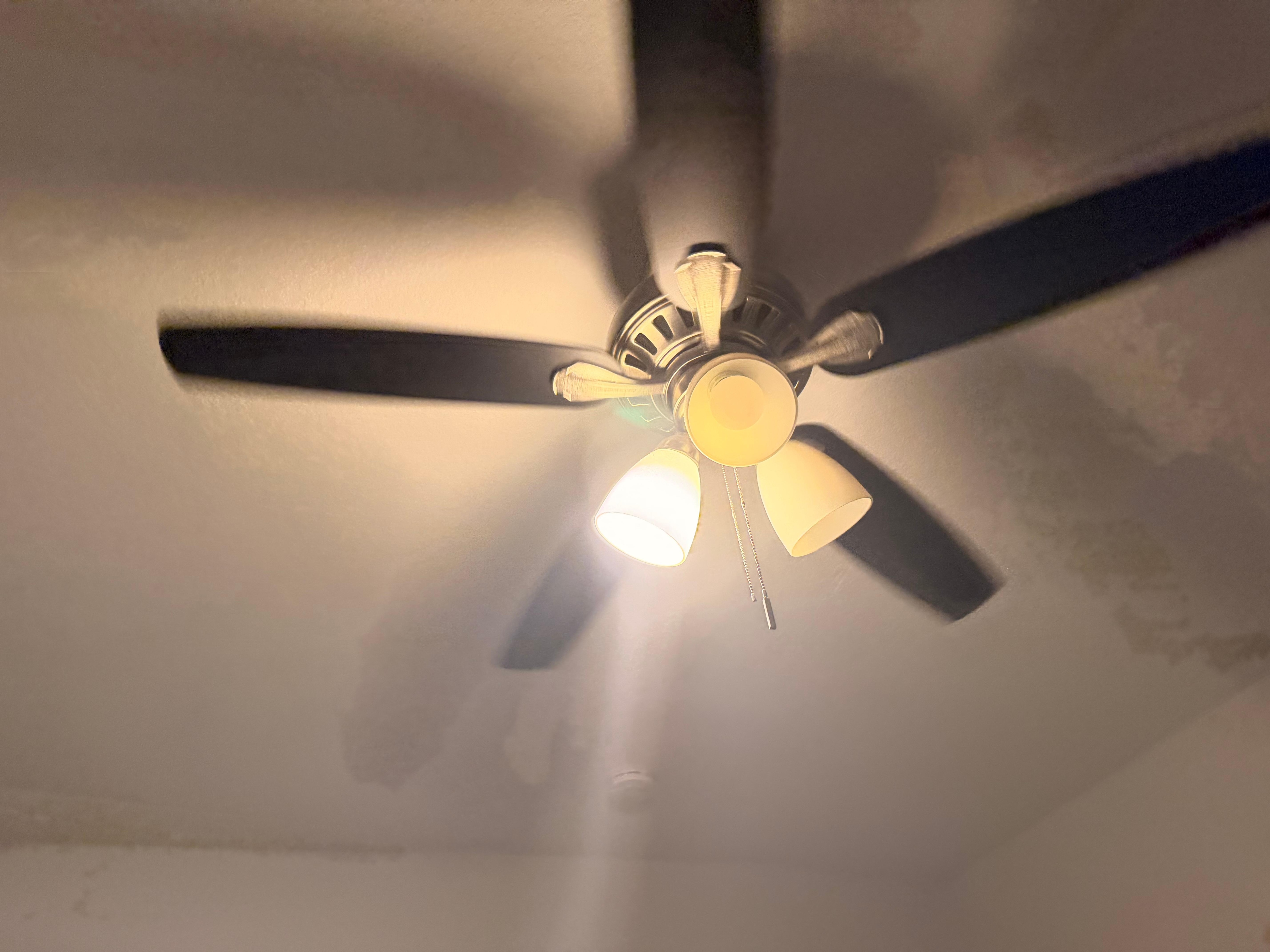 Burnt out light bulbs 