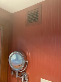 This vent is a big problem (too much bugs coming from it)