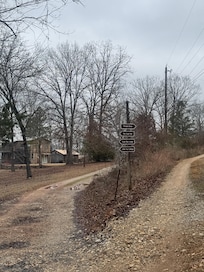 Fork where you got left into the property area. There were three dwellings all well labeled and beautiful.