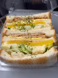 初作早餐 塔城店でサンドイッチ購入して一日台湾一周へ