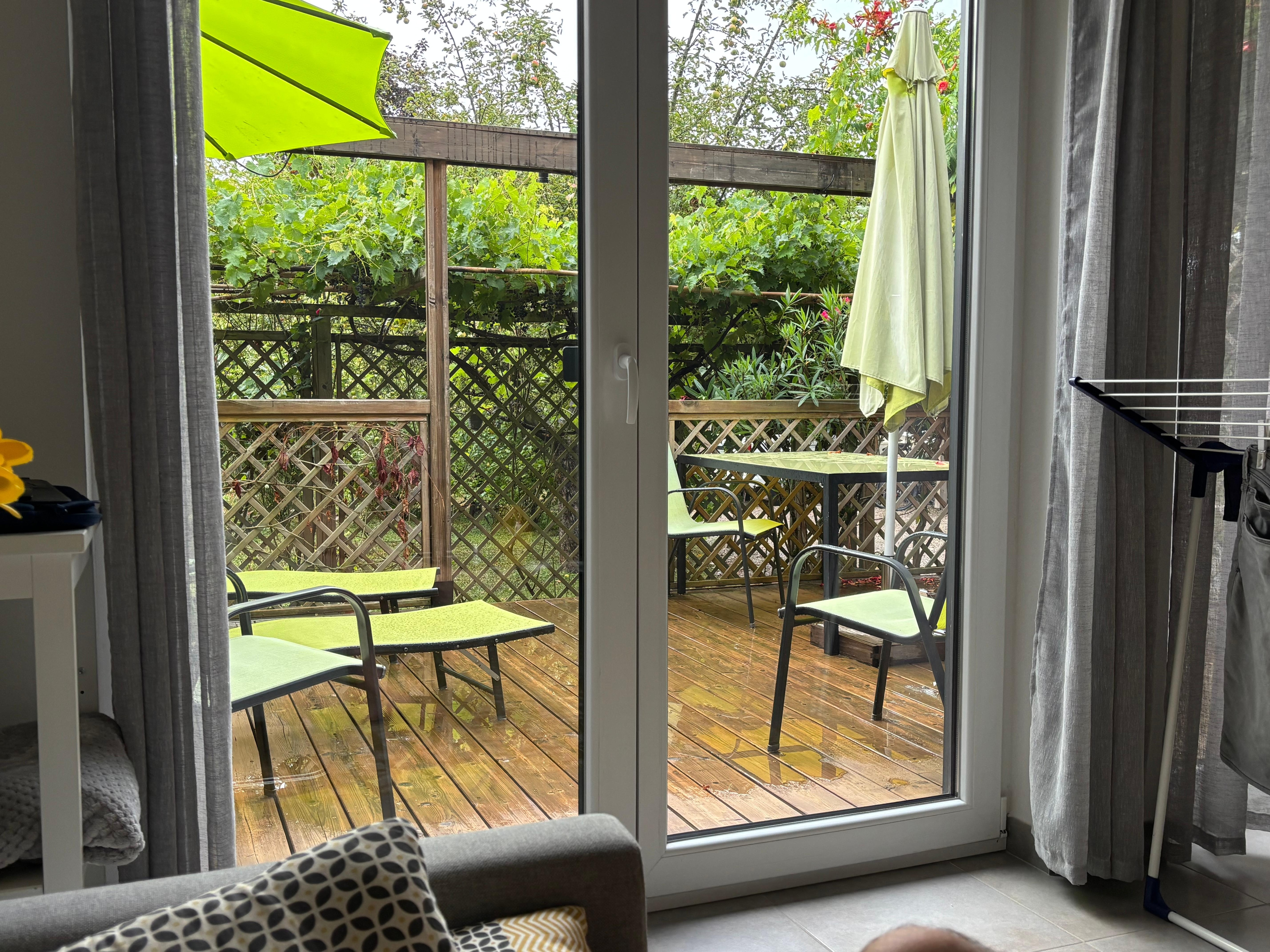 Terrasse vue du salon 