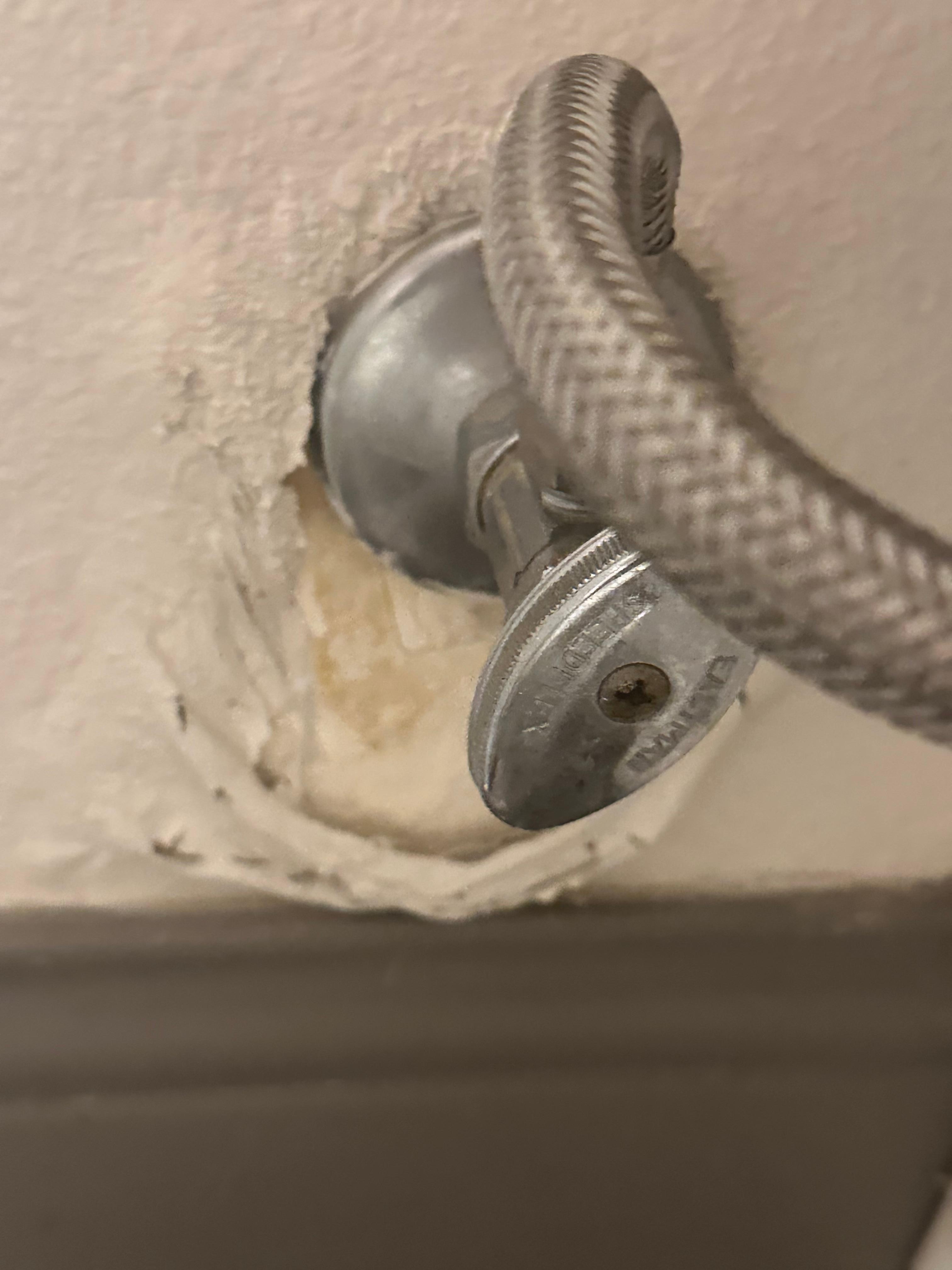 Bottom of toilet connectionn