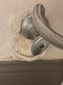 Bottom of toilet connectionn