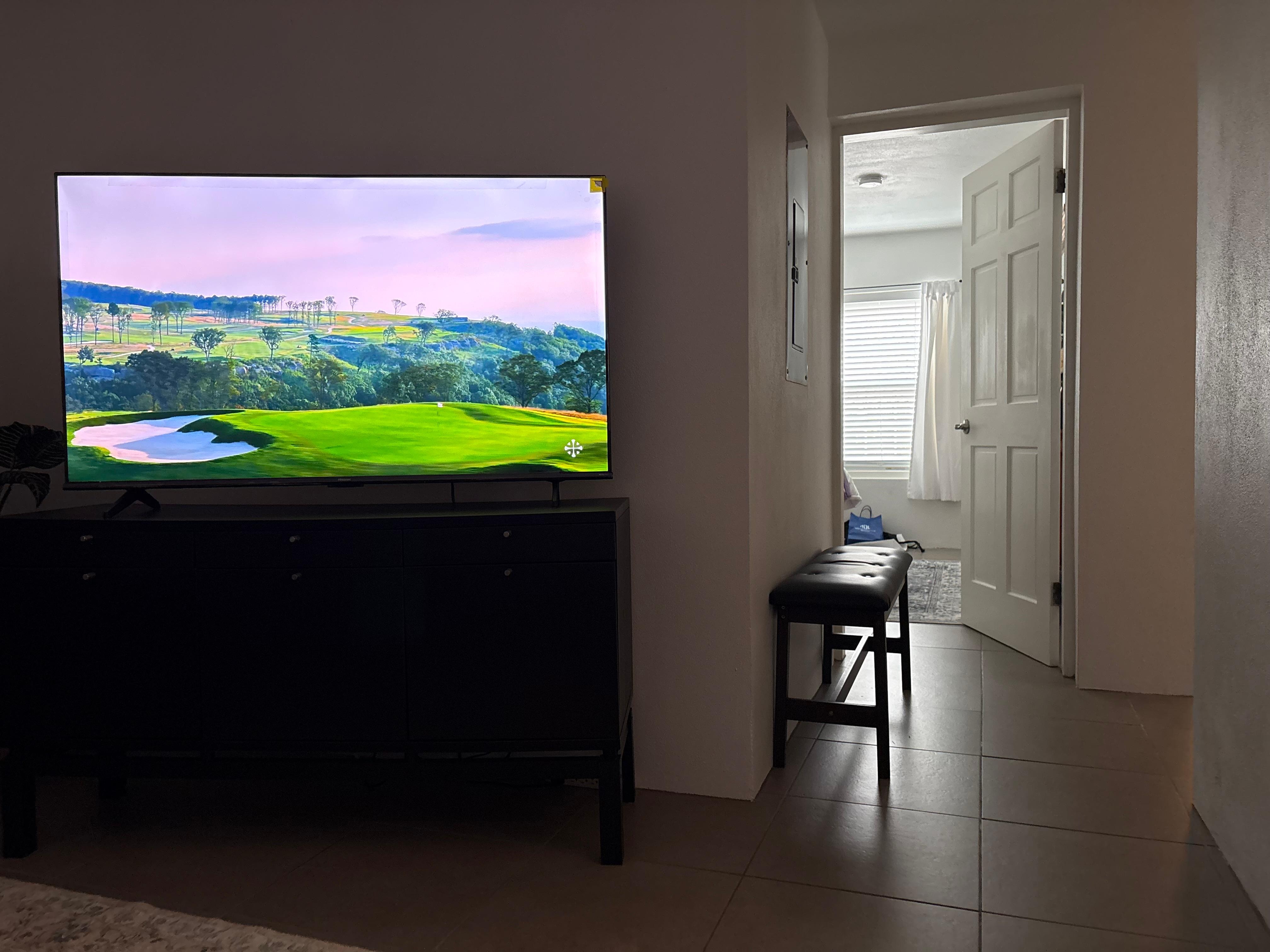 Nice tv and plenty of channels.