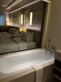 Bathtub