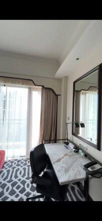 Room had a mouldy or damp odour but they did have a plugin air freshener