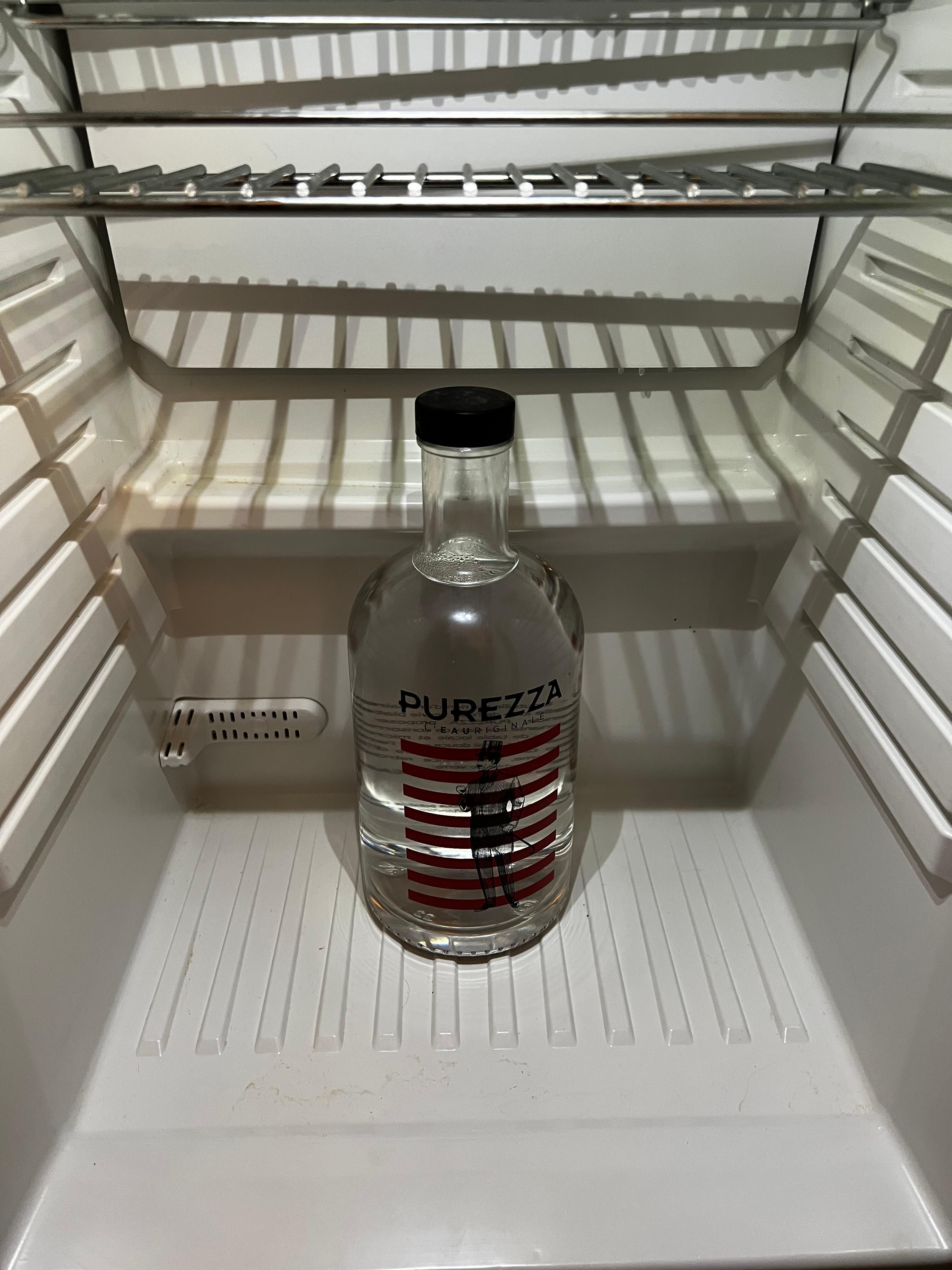 4泊でお水は2回いただけました。