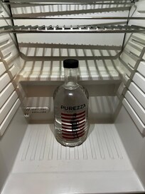 4泊でお水は2回いただけました。