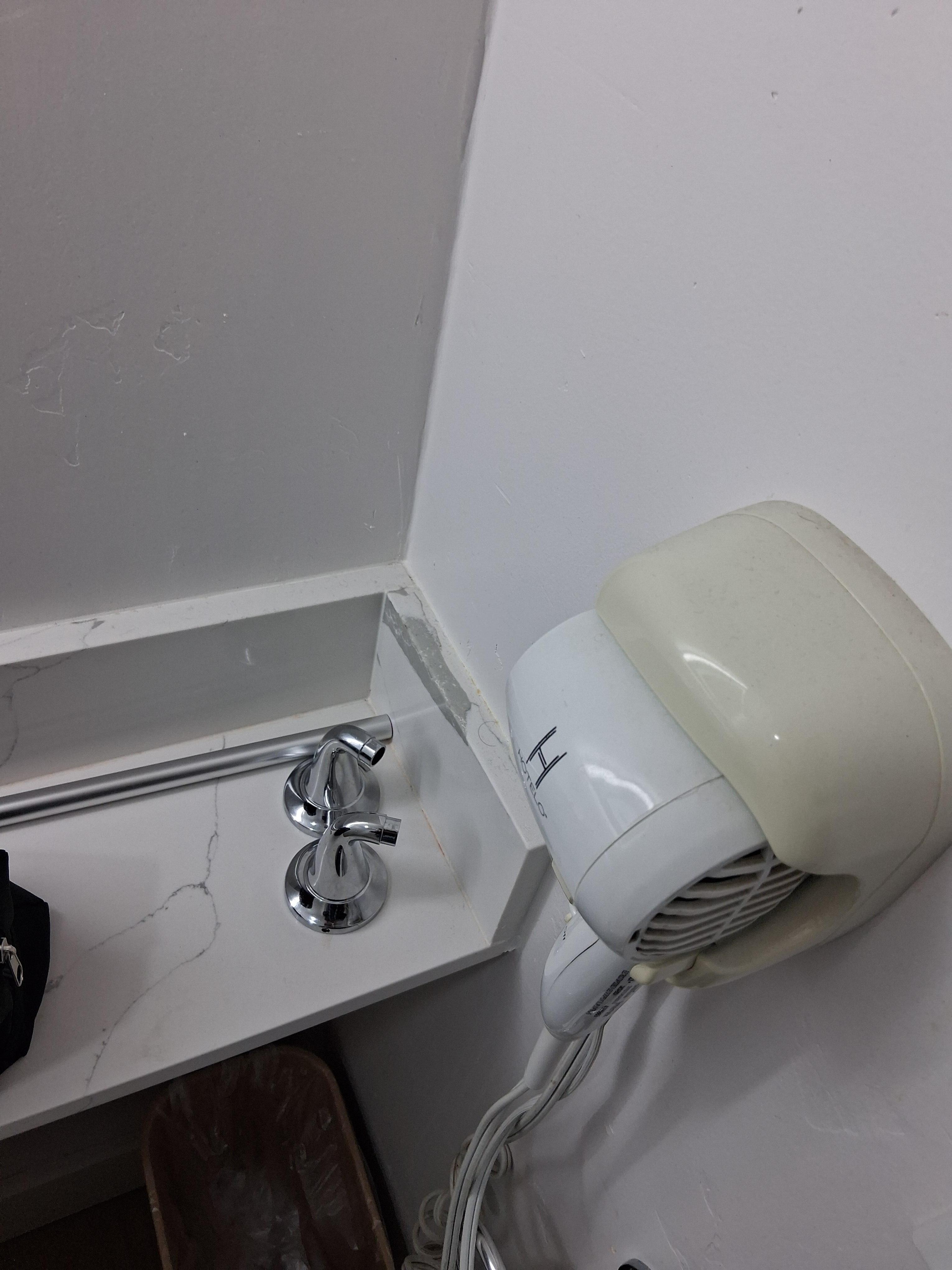 Broken towel rack no number on the door was surprised t by e wanted a 100 folkar fee for security