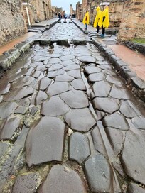 It snowed on Vesuvius the day we went to Pompeii.