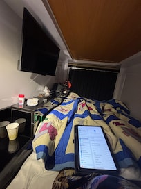 Had a quilt that I traveled with and a perfect cozy pod. Everything I needed