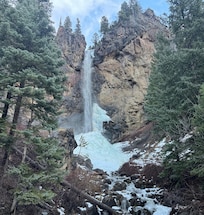 Treasure Falls is a 105 ft waterfall. In the winter a massive mound of frozen water build up. It is a short hike and well worth it!