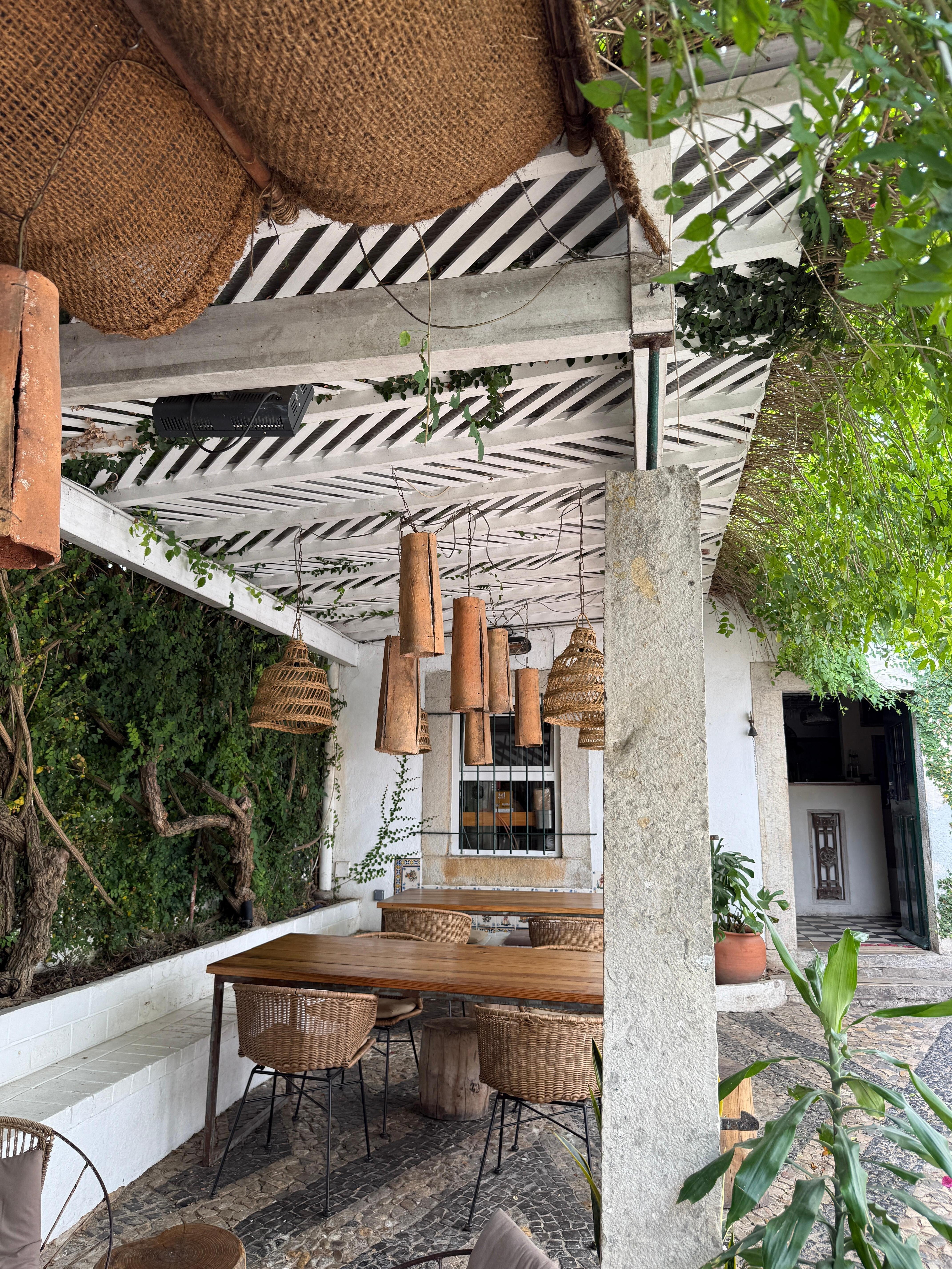 Restaurant/breakfast area 
