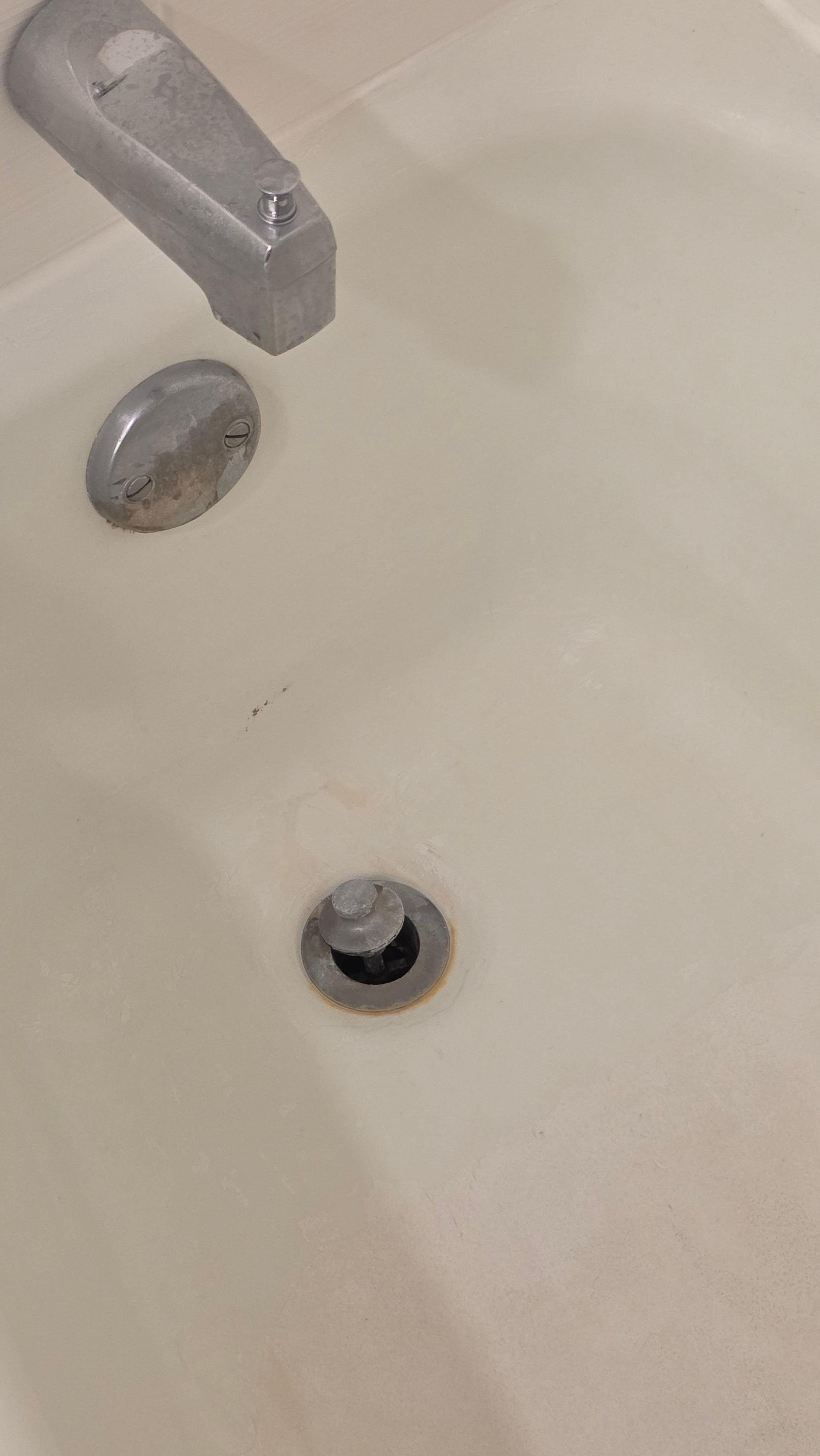 Bathtub drainage knob was unfixed
