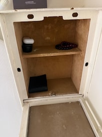 La “caja de seguridad” que no tienen llaves o seguros. La seguridad es primero.