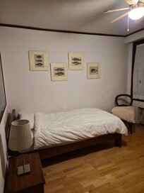 Bedroom facing the piazza