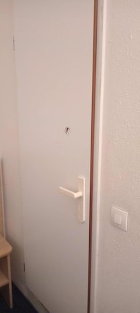 Porte de la salle de bains