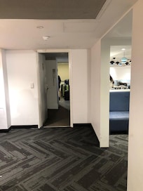 Ibis "budget" sydney airport hotel: the storage room was left open ALL the time. Don't leave anything there!