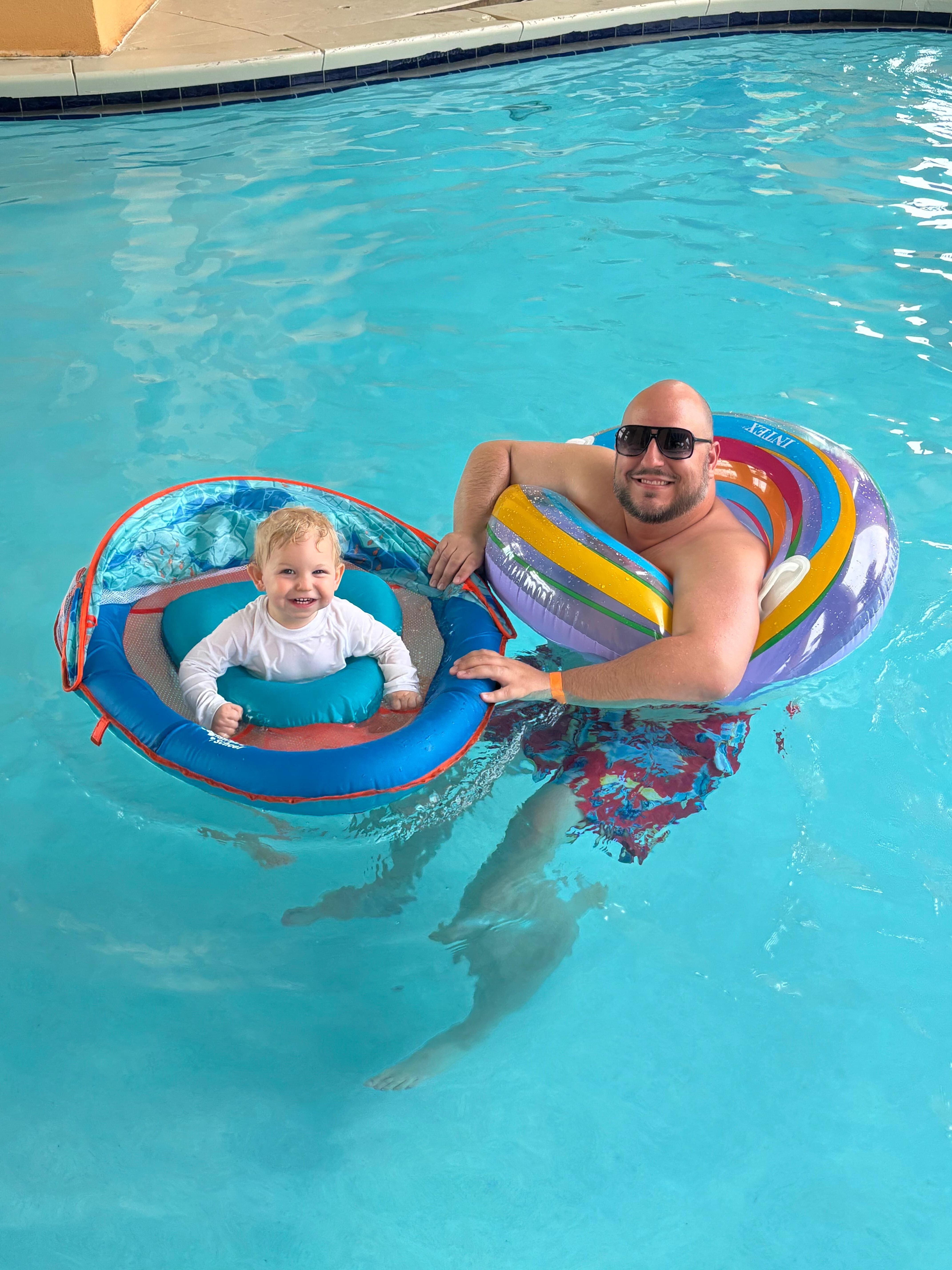 Lazy River / Pool