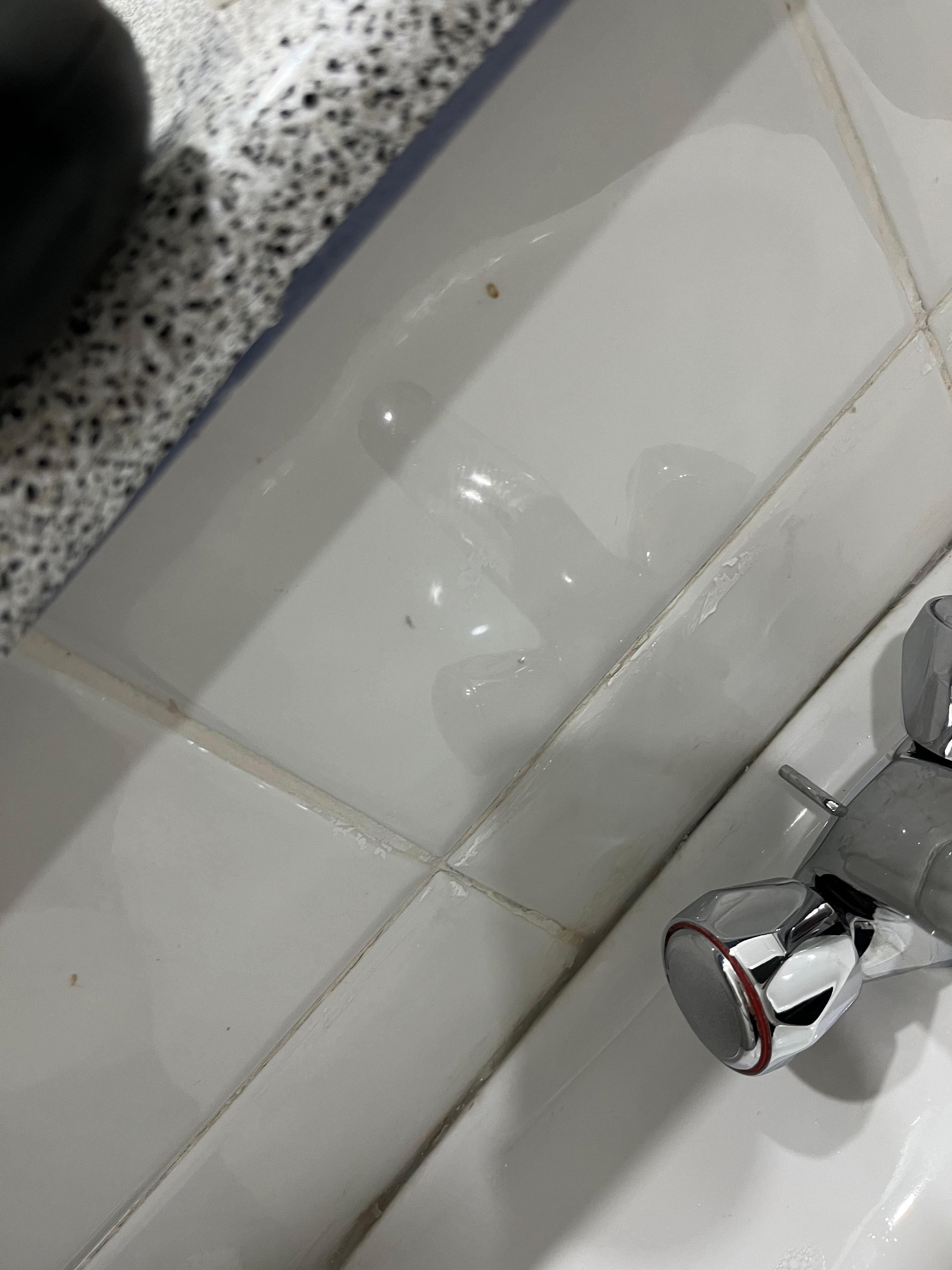 Back splash to sink 