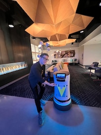 Sparky the Hotel Robot has great Dad jokes