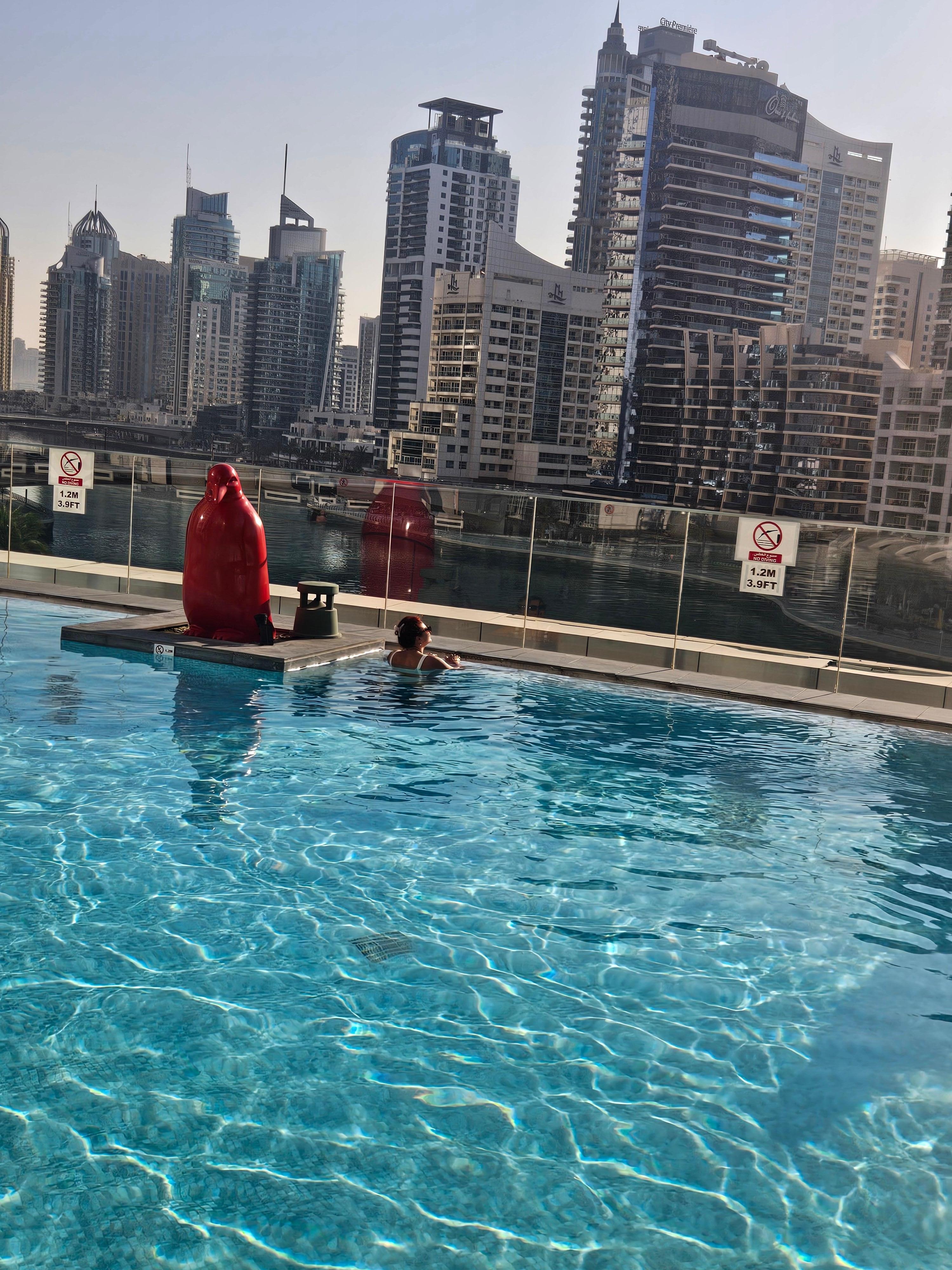 Intercontinental pool