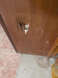 einer der Türlaibungen