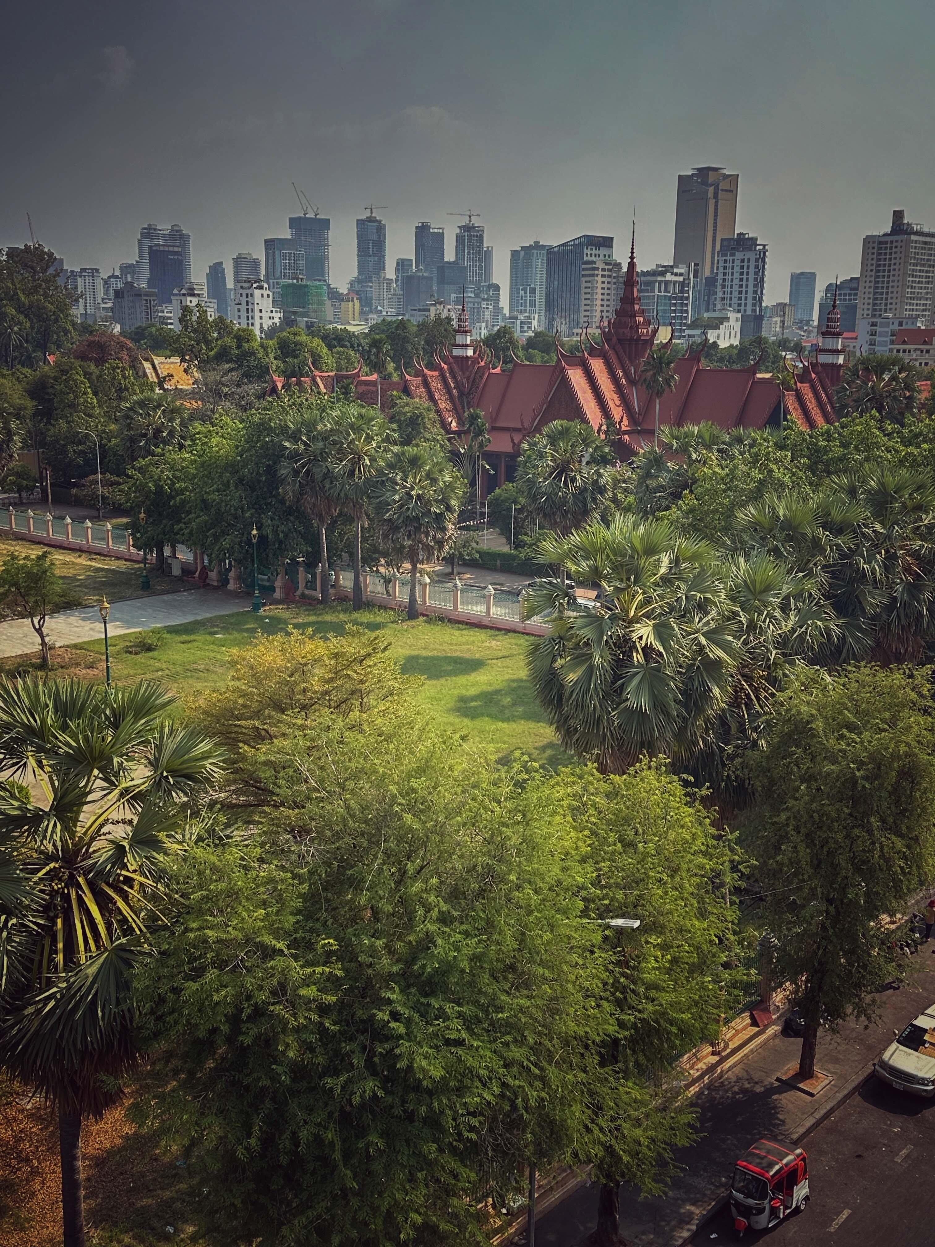 View to the right, of the National Museum.