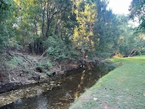 Barons Creek adds to the ambience of the hotel’s grounds.