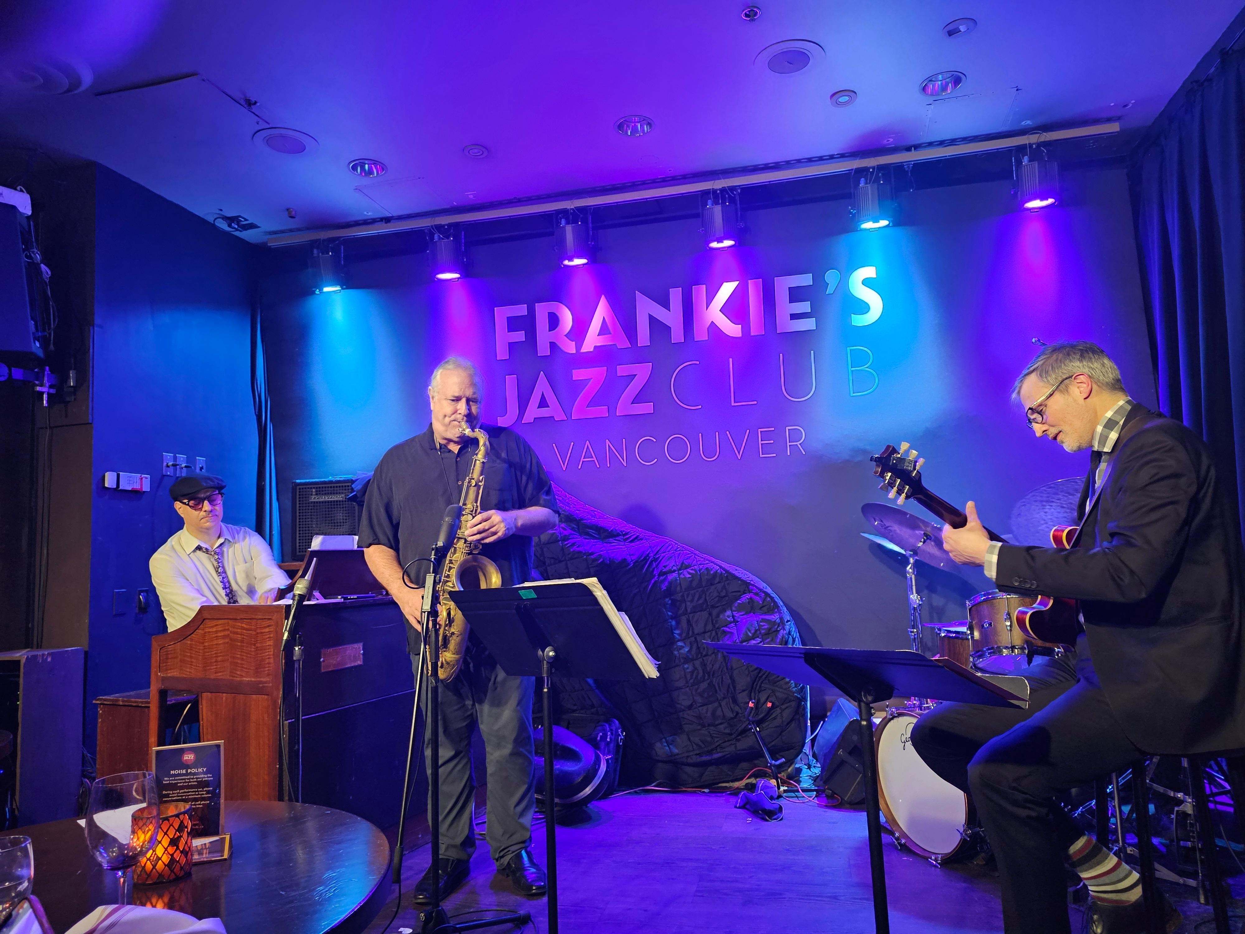 Concert at Frankie s jazz club. Exceptional. 