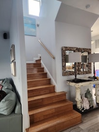 Deep tread stairs, easier to navigate than narrow stairways