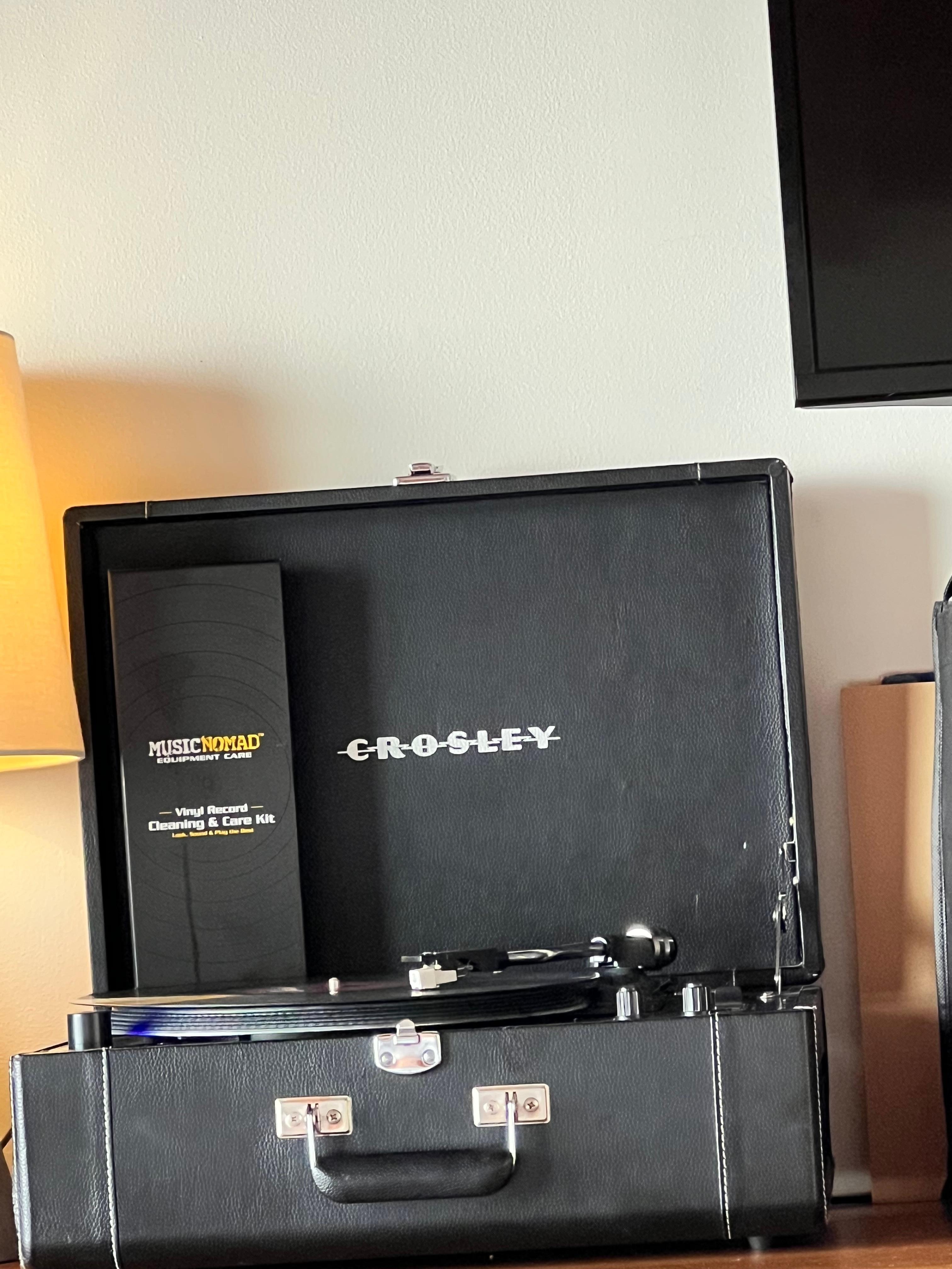 Great record player  to play tunes. 