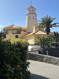 French Restaurant in Lighthouse