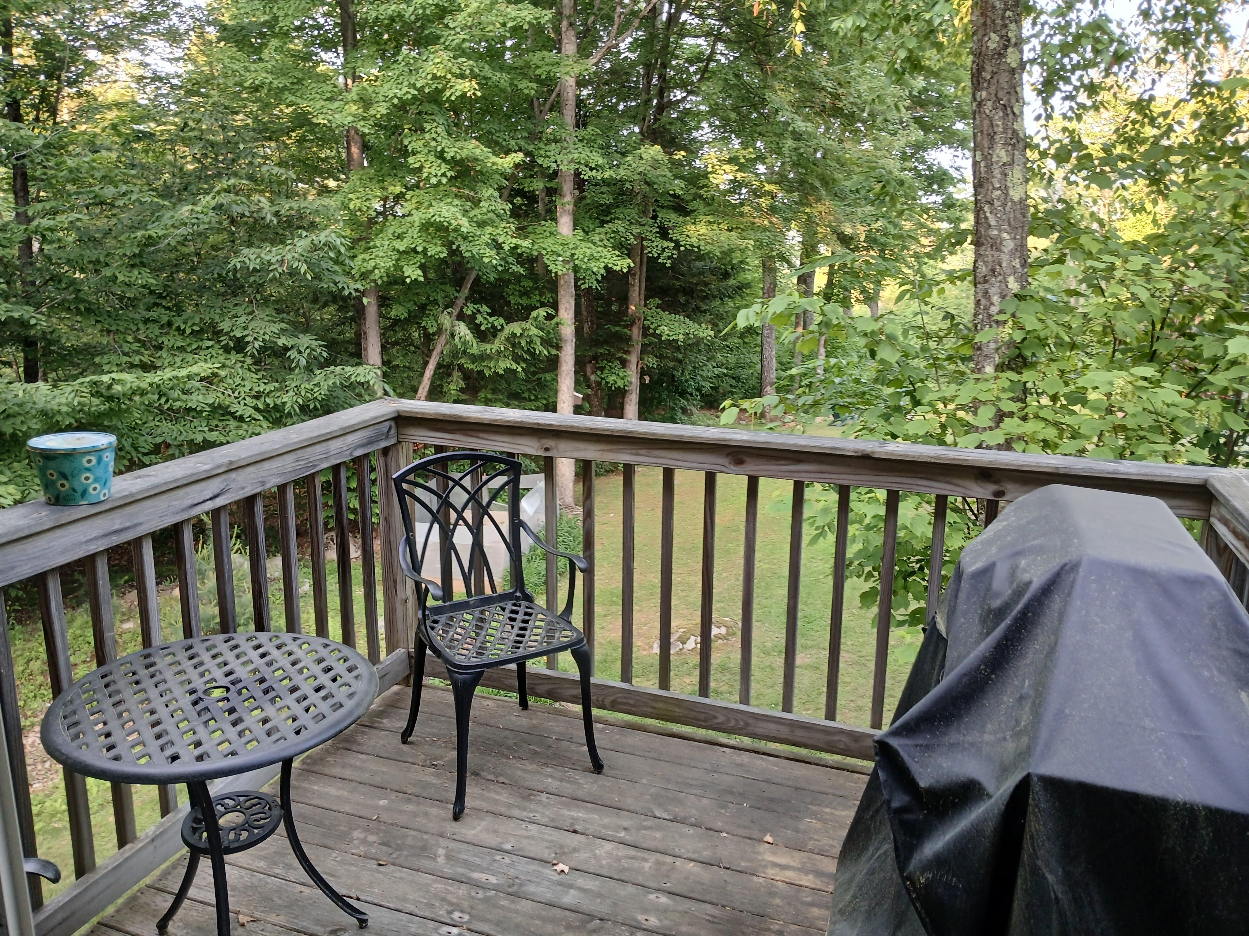 Balcony with a very nice grill